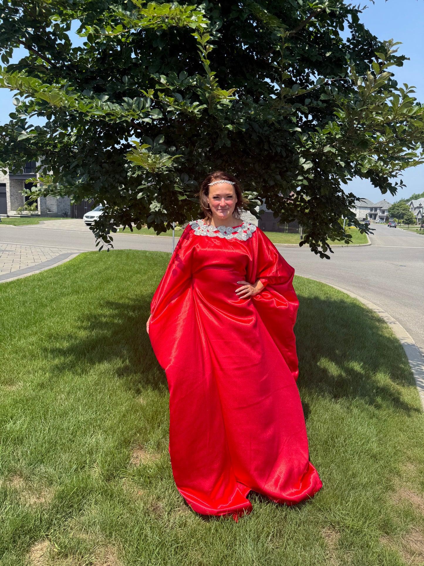 Robe Rouge de Soirée Lemah – Élégance Audacieuse & Glamour Intemporel