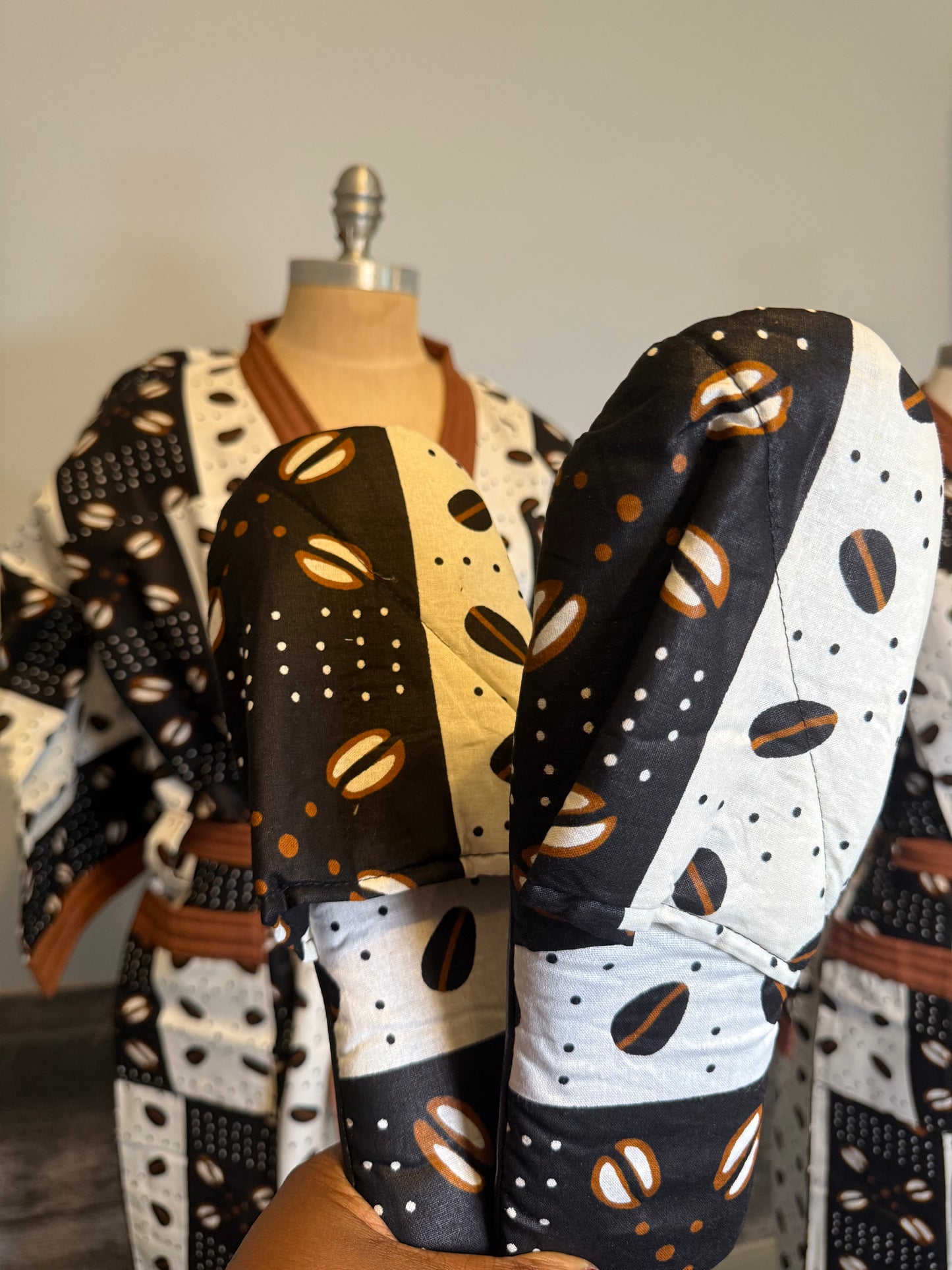 Peignoir mixte Lemah – Marron & Noir (Peignoir & Pantoufles)