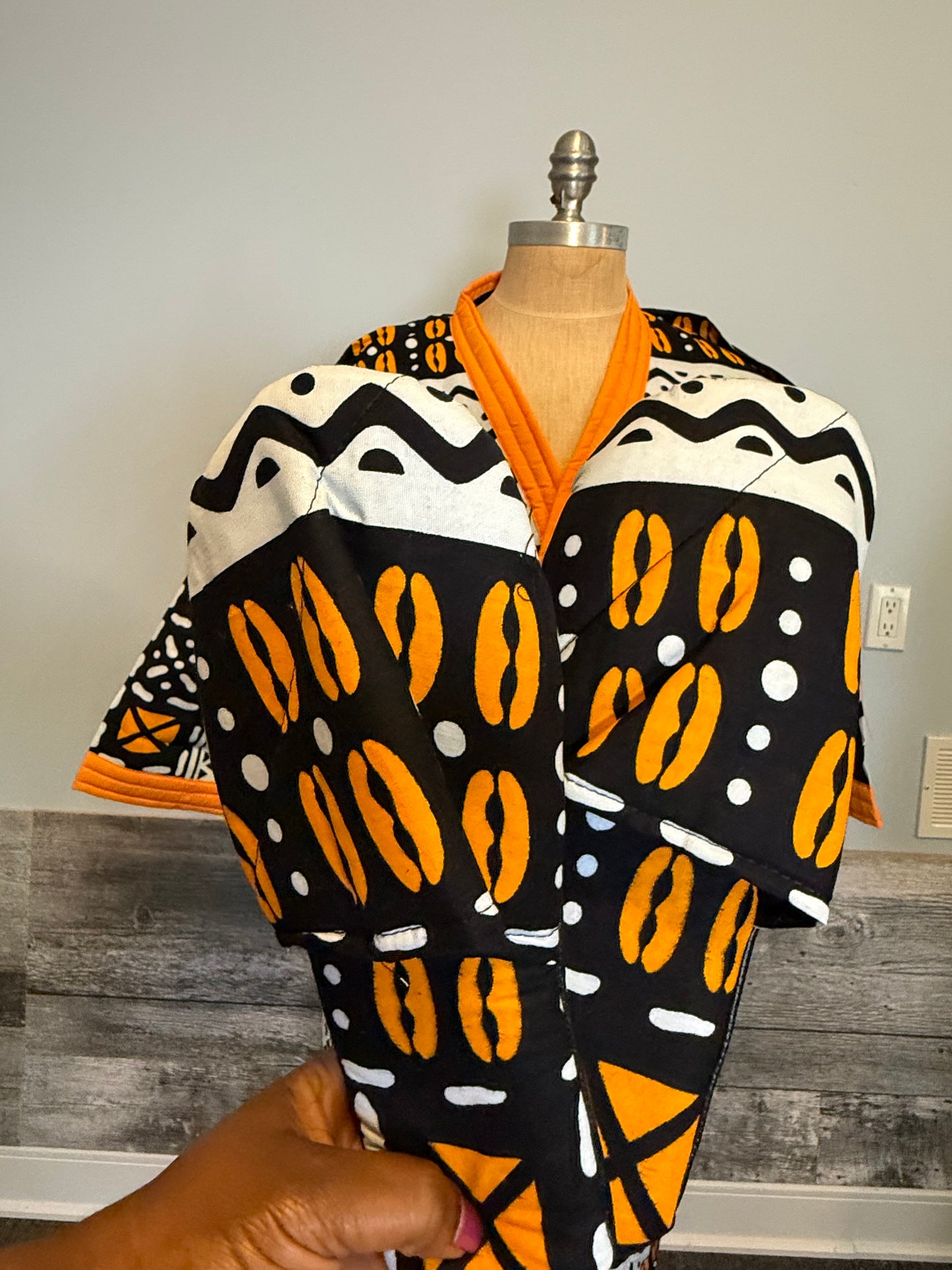 Peignoir mixte Lemah – Orange, Noir & Blanc (Peignoir & Pantoufles)