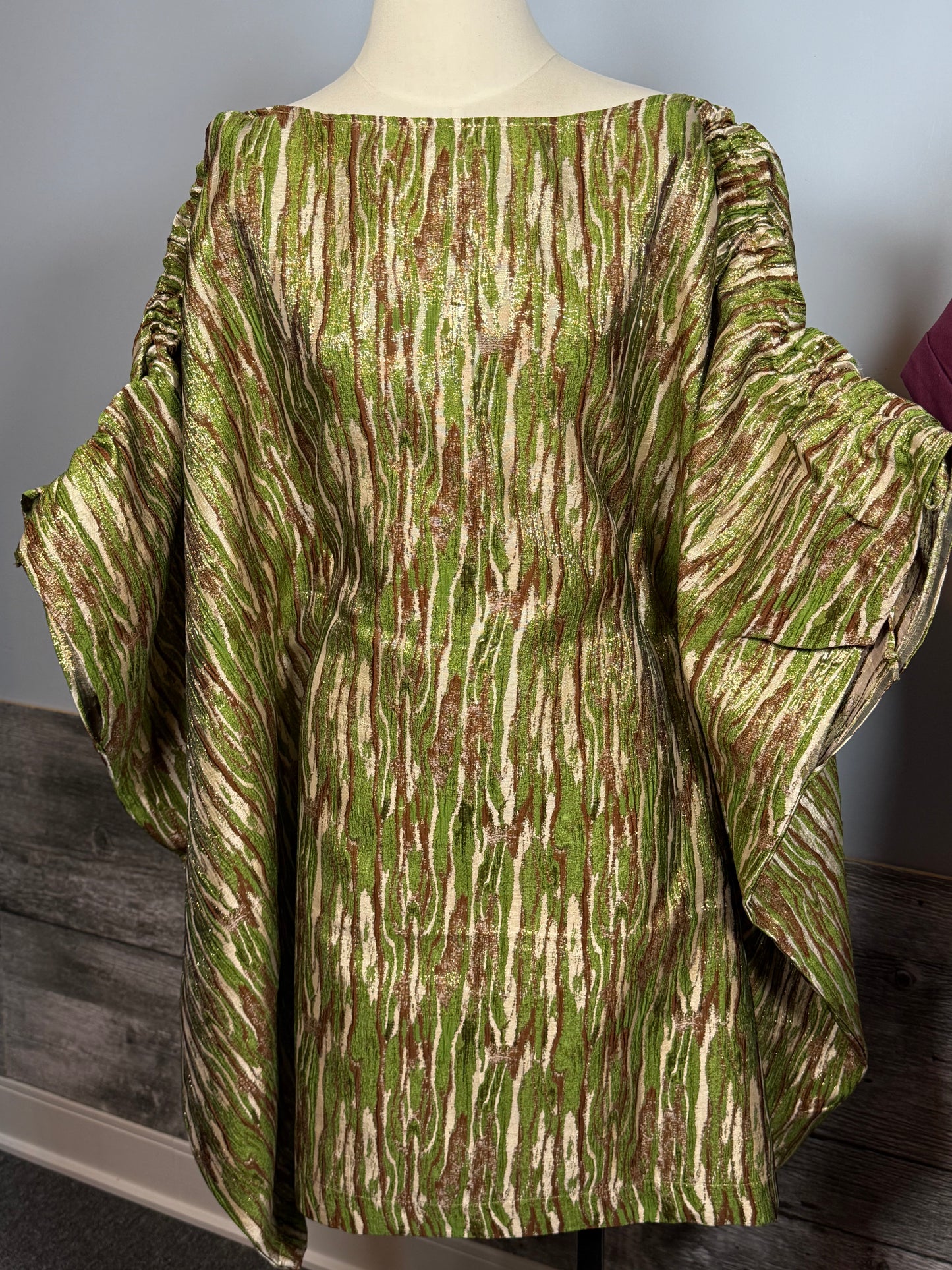ELIA - BOUBOU BROCADE COURT