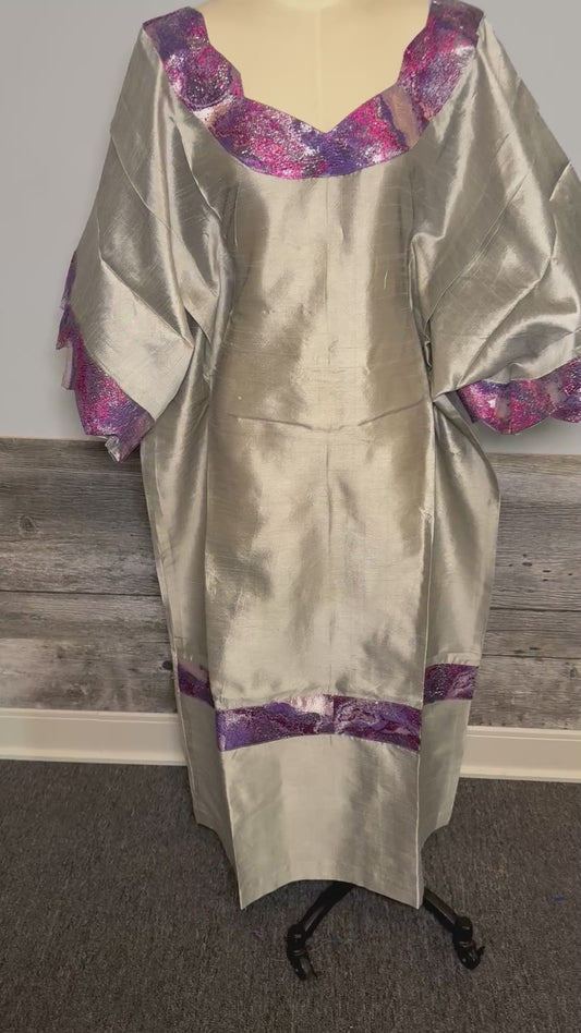 Boubou 3 Pièces Femme – Boubou + Robe Intérieure + Foulard | Brocade | Chantoum Luxe Lemah | Gris